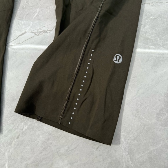 Women’s Lululemon Fast & Free Crop II Nulux 19" Leggings With Pockets Size 6 - Picture 10 of 16